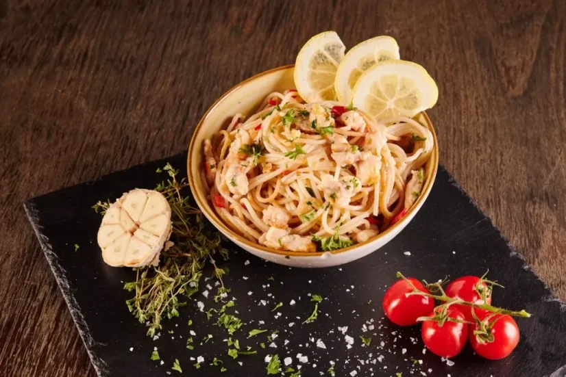 Krokodýlí maso - kousky - špagety