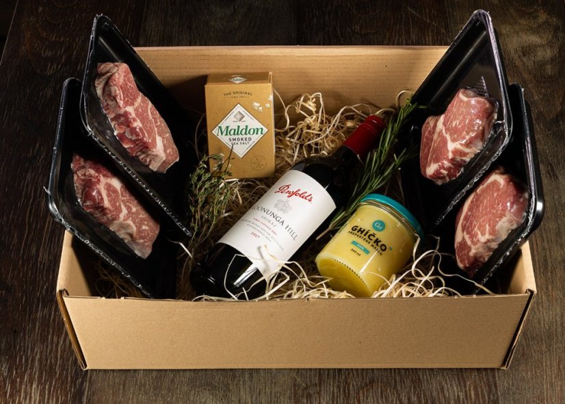 4x Rib Eye steak & Koonunga Hill Shiraz